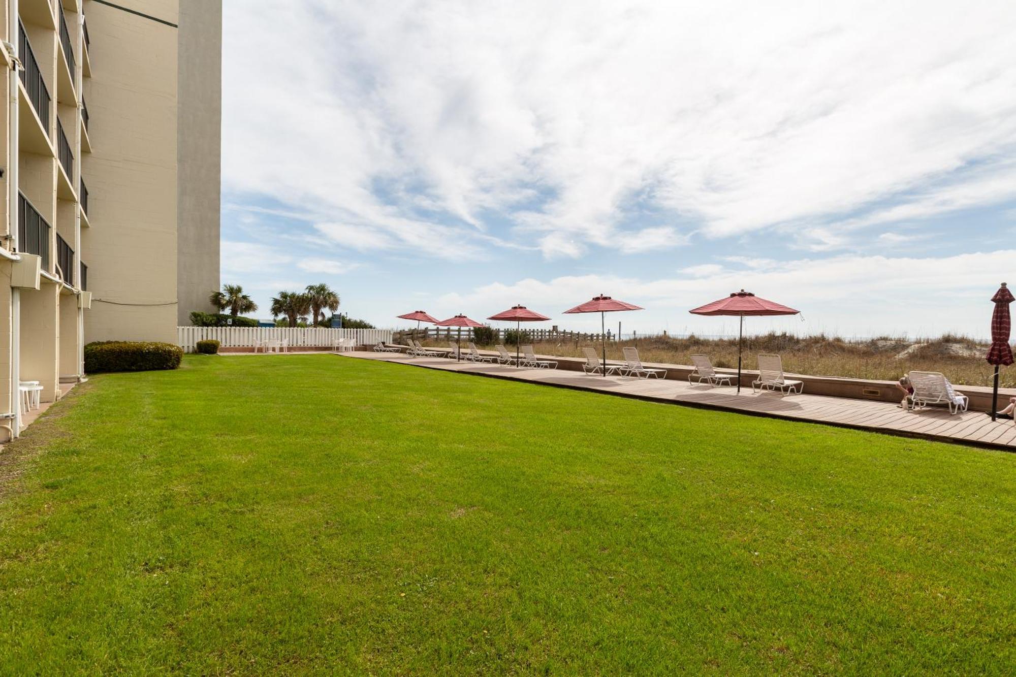 Peppertree By The Sea Hotel North Myrtle Beach Exterior photo